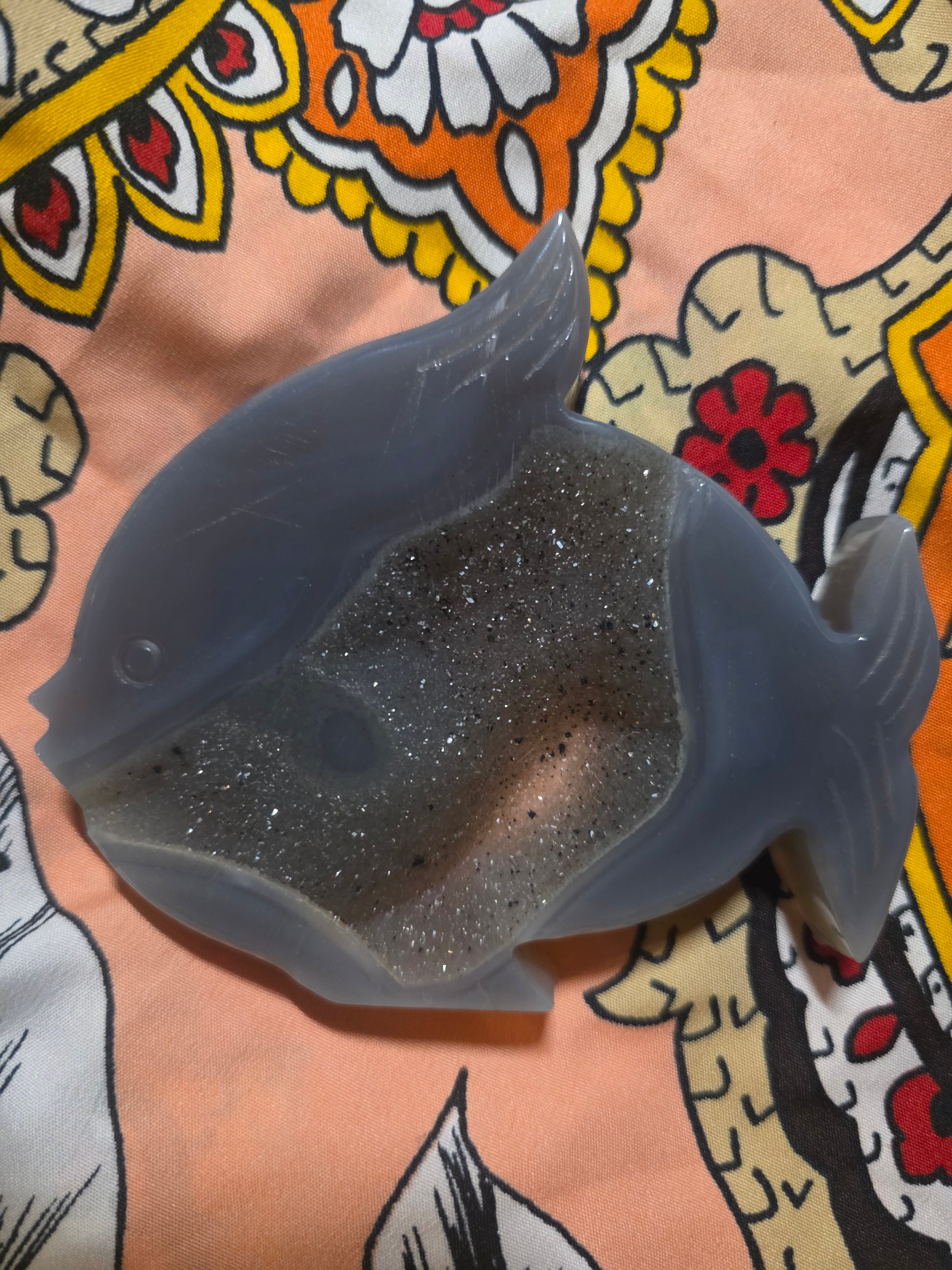 Grounding Agate Fish Carving